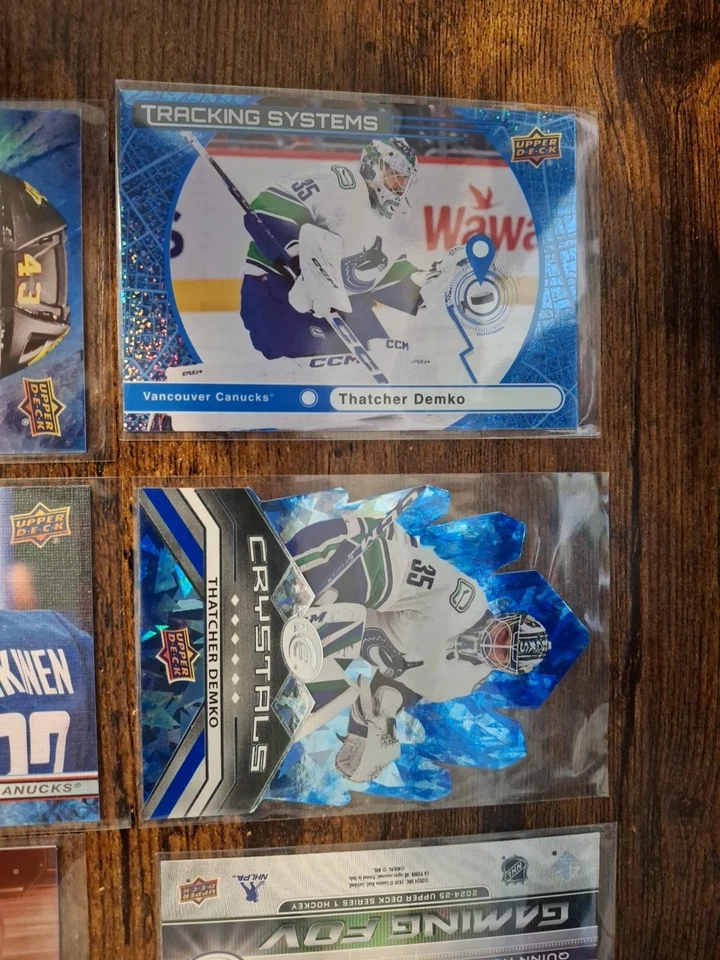 Vancouver Canucks Lot Of 8 Cards As Pictured **Combine Ship ** - Image 4 of 4