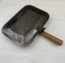 Vintage DJ EPNS Japan Silent Butler Pan with Lid and Wood Handle