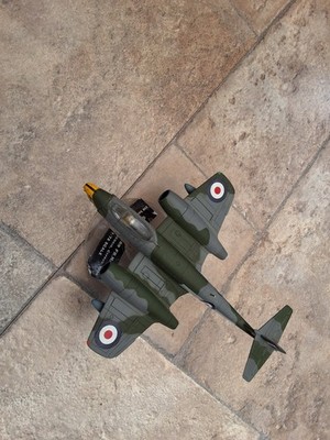 GLOSTER METEOR FR.MK.9 208 SQUADRON RAF NICSIA CYPRUS 1956 MK9 SCALE 1.72 