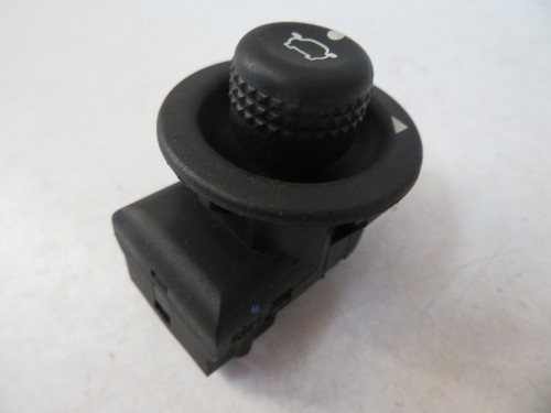 FORD FIESTA MK6 WING MIRROR ADJUSTER SWITCH 93BG-17B676-BB 2002-2008 MIX1243-10 - Picture 2 of 6