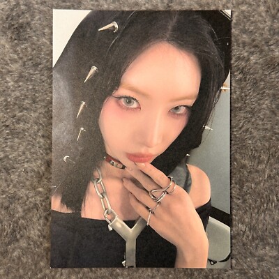 Kim Lip Official Whosfan Cafe Lucky Draw Postcard Artms 1st Album