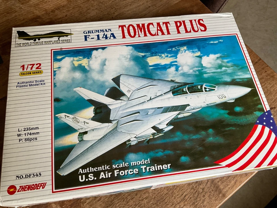 1:72 Bausatz aus alter Sammlung F-14 A Tomcat Plus Zhengdefu neu