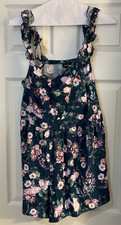 Torrid Green Sleeveless Top Floral Pattern Lace Straps Size 0 GREAT CONDITION