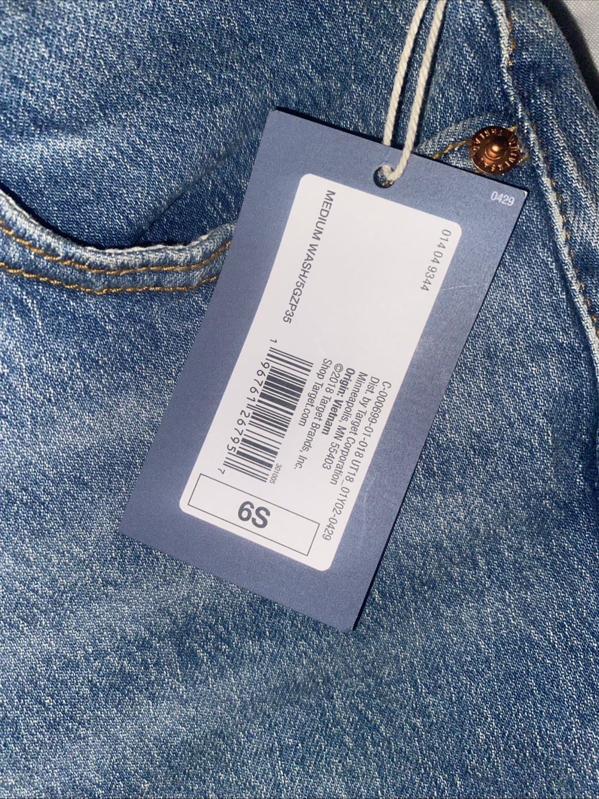 Universal Thread Vintage Stretch  Medium Wash 90’… - image 3