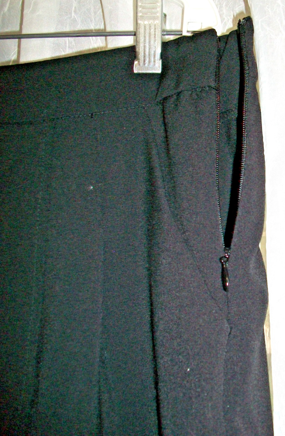 AB STUDIOS SZ 10 BLACK SKORT~SIDE ZIP~2 SIDE POCKETS~LITE STRETCHY WASHABLE~
