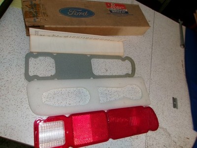 1970-1977 Maverick Grabber 71-76 Pinto Hatch NOS REAR TAIL LIGHT LAMP LENS