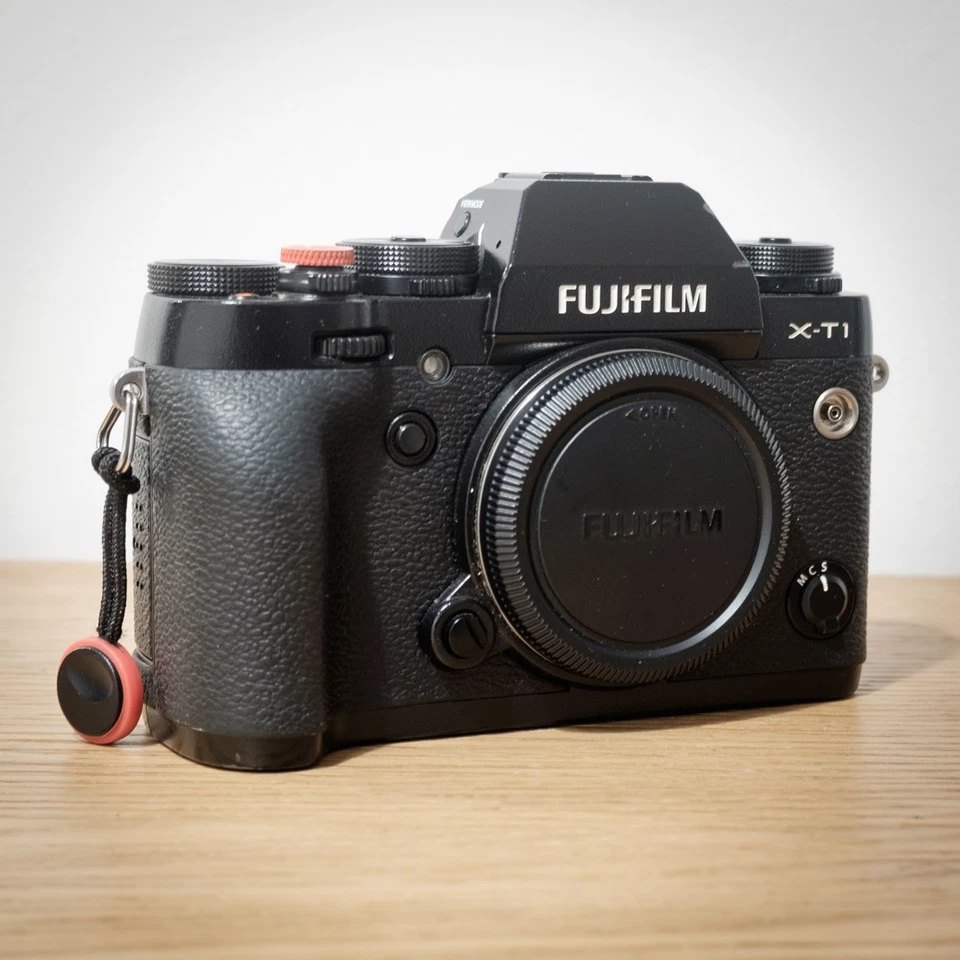 Fujifilm X-T1, photo 1 of 5