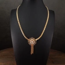 Vintage Gold Plated Tassel Necklace 1950s Star Design Thick Herringbone Chain