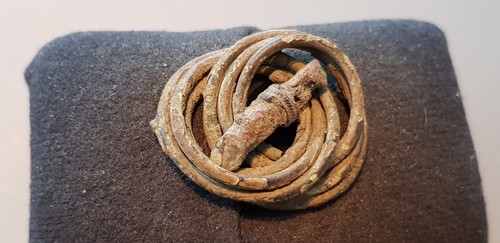 Rare Celtic style influence 18 hundreds brooch. Please read description. L77o