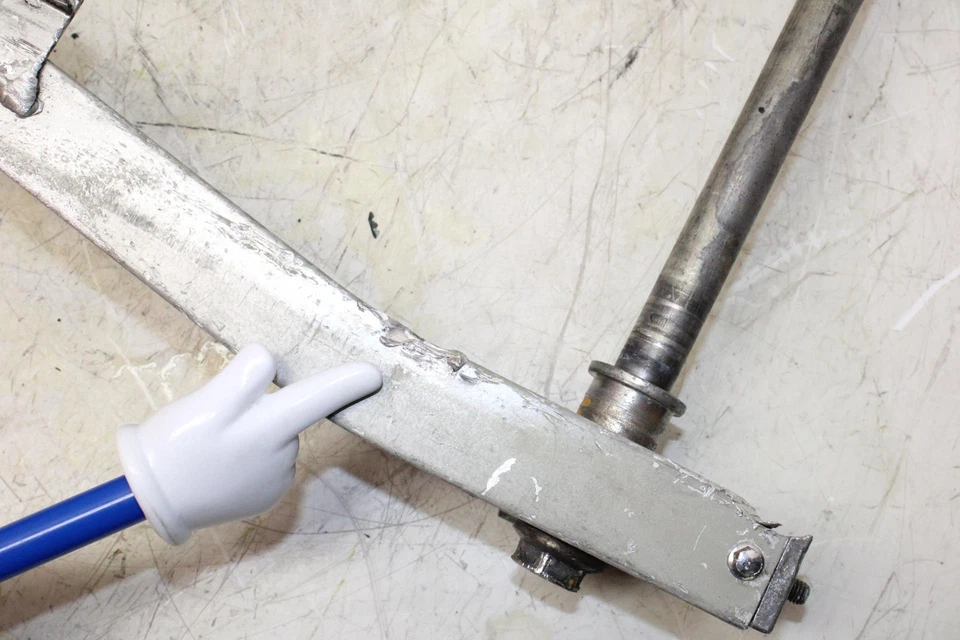 Kawasaki Ninja ZX6R ZX600E 1997 basculante trasero suspensión trasera brazo oscilante Foto 2 de 4