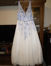 Say Yes To The Prom Dress