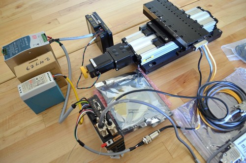 Parker 404XR/MX80L Linear Servo Motor XY Stage w/ E-DC & Vix500AH Drives - Mach3 - Picture 3 of 24