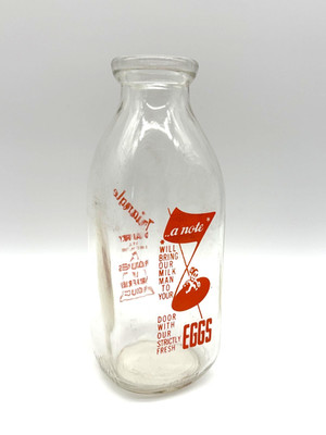 Vintage Triangle Dairy Tate Brothers Quart Glass Bottle Eggs Milk Advertising