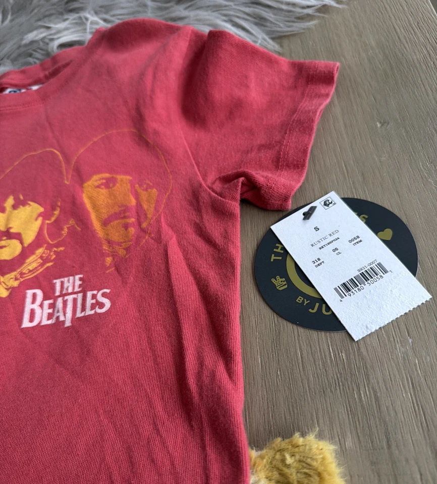 Camiseta roja rústica marca comida chatarra The Beatles niños talla pequeña 2018 Foto 2 de 4