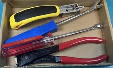 Construction and Upholstery Staple Remover Tack Puller Nail Remover Tool Set Nai