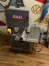 Sealey SM1303 Professional Bandsaw 200mm Bench Mounted Tilting Table Band Saw A