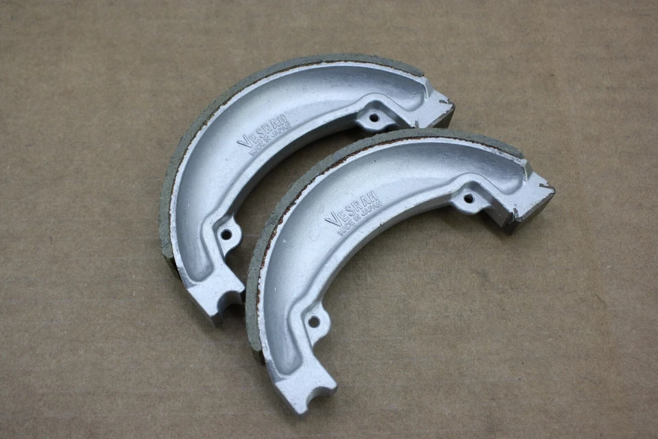 Zapatas de freno delanteras Honda XR350R 1983 hechas con Kevlar Vesrah hechas en Japón Foto 4 de 4