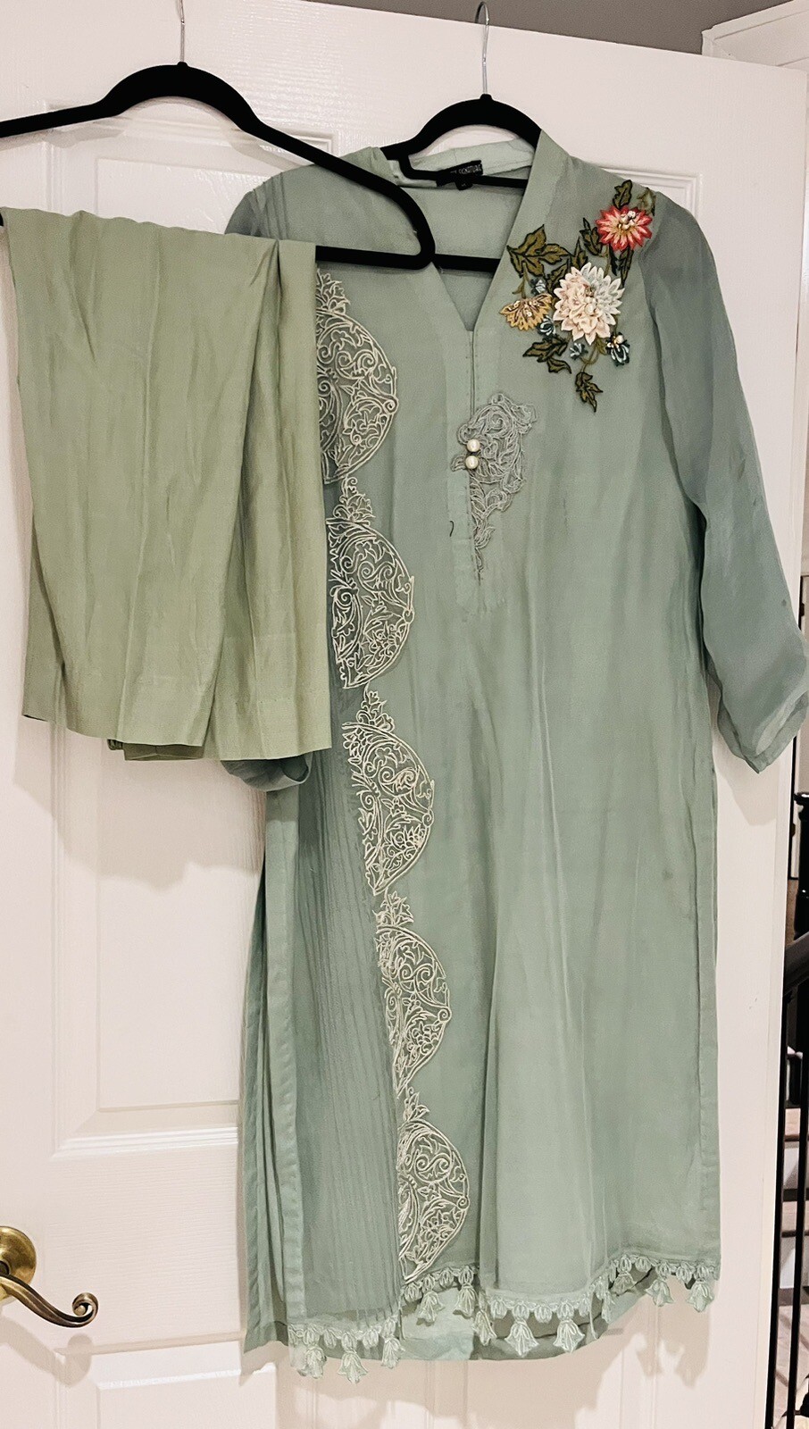 Pakistani indian DESIGNER Shalwar Kameez - 2 piec… - image 1