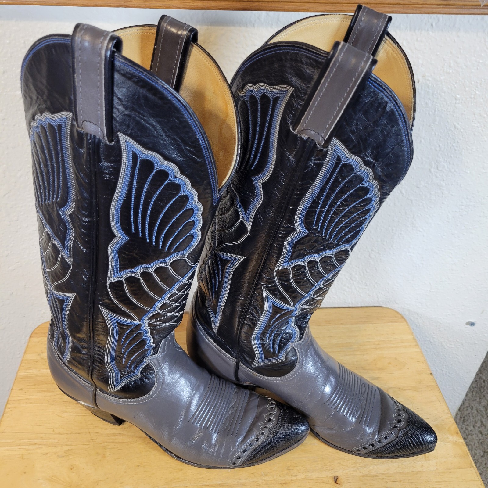 Tony Lama Women's Wingtip Cowboy Boots Model 7518 Lizard Tip Size 7 B Black/Gray