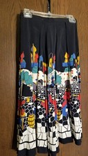Vintage 1950s Novelty Print Skirt, Dancing/Dining Figures with Turret Skyline
