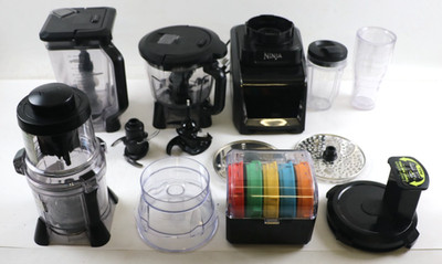 Ninja Ninja CT680W Blender and parts pictured.