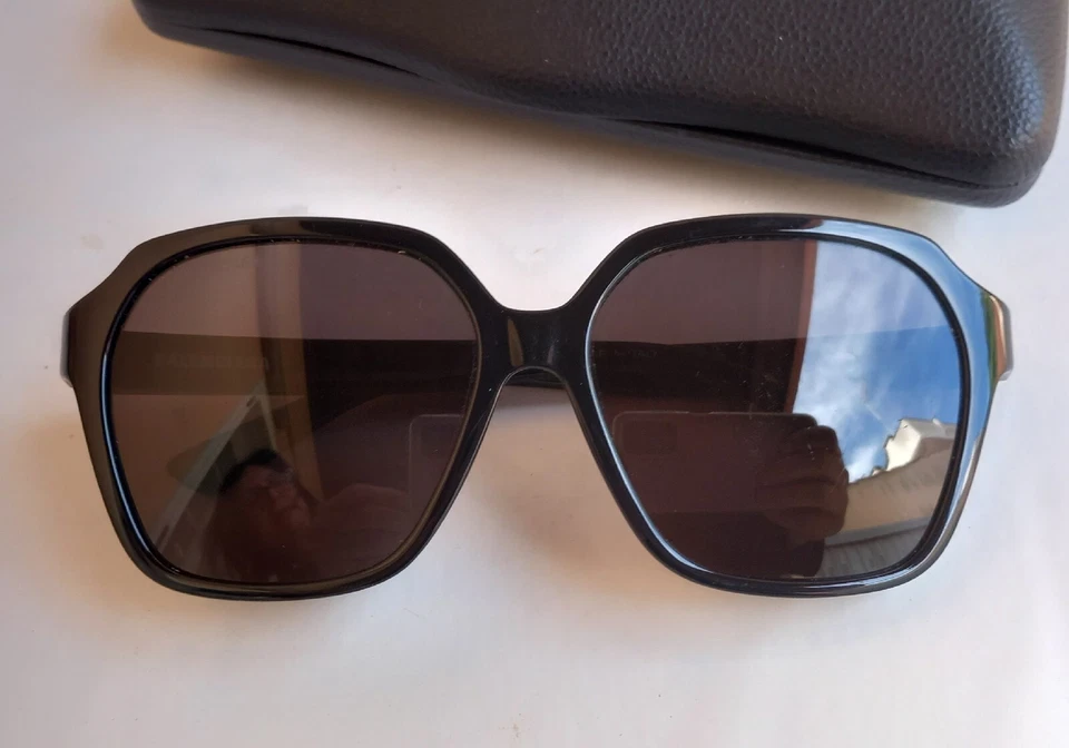 Occhiali Da Sole Balenciaga Nero uomo donna unisex - Immagine 3 di 4