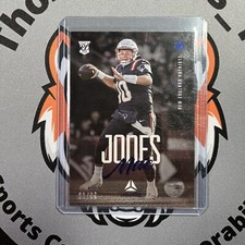 2021 Panini Chronicles - Luminance Update Rookies Blue #205 Mac Jones /99 (RC)