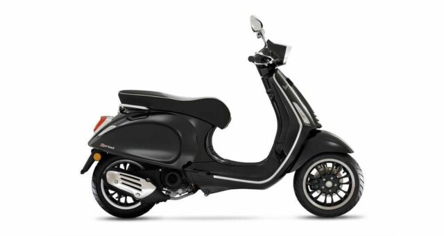2022 Vespa SPRINT 150  in Scooters & Pocket Bikes in City of Montréal