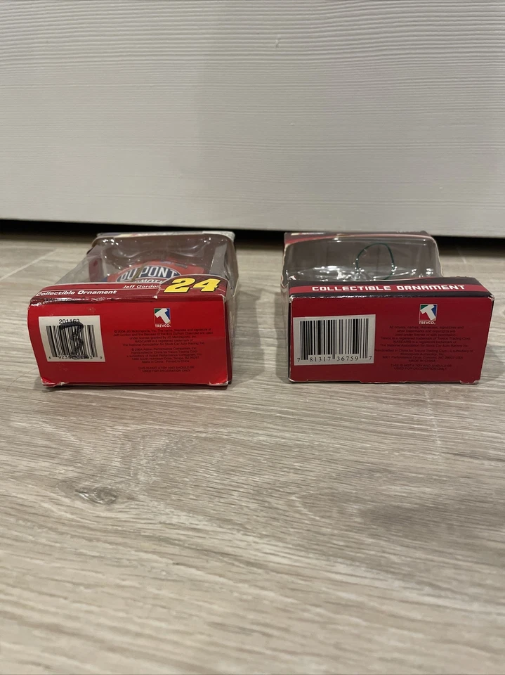 Vintage #24 Jeff Gordon Christmas Ornament Uniform Jacket and Hood NASCAR New - Image 3 of 4