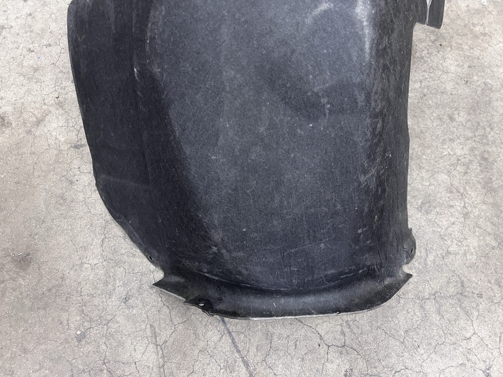 LAMBORGHINI AVENTADOR FRONT LEFT DRIVER BACK PORTION WHEEL LINER OEM 470821177