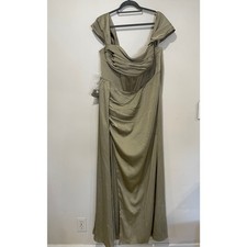 NWT Azazie Amyra Sheath Off the Shoulder Satin Convertible Dress Moss Green A18