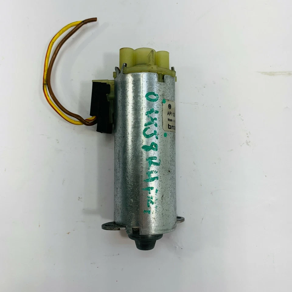 Оригинальный мотор для правого переднего сиденья пассажира 04–08 JAGUAR XJ8L 0130002531 - Изображение 2 из 4