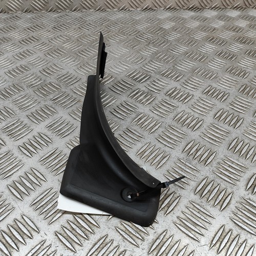 BMW 4 Coupe F82 Rückleuchtenblende hinten rechts 8072904 3.0 Benzin 2018 25389645