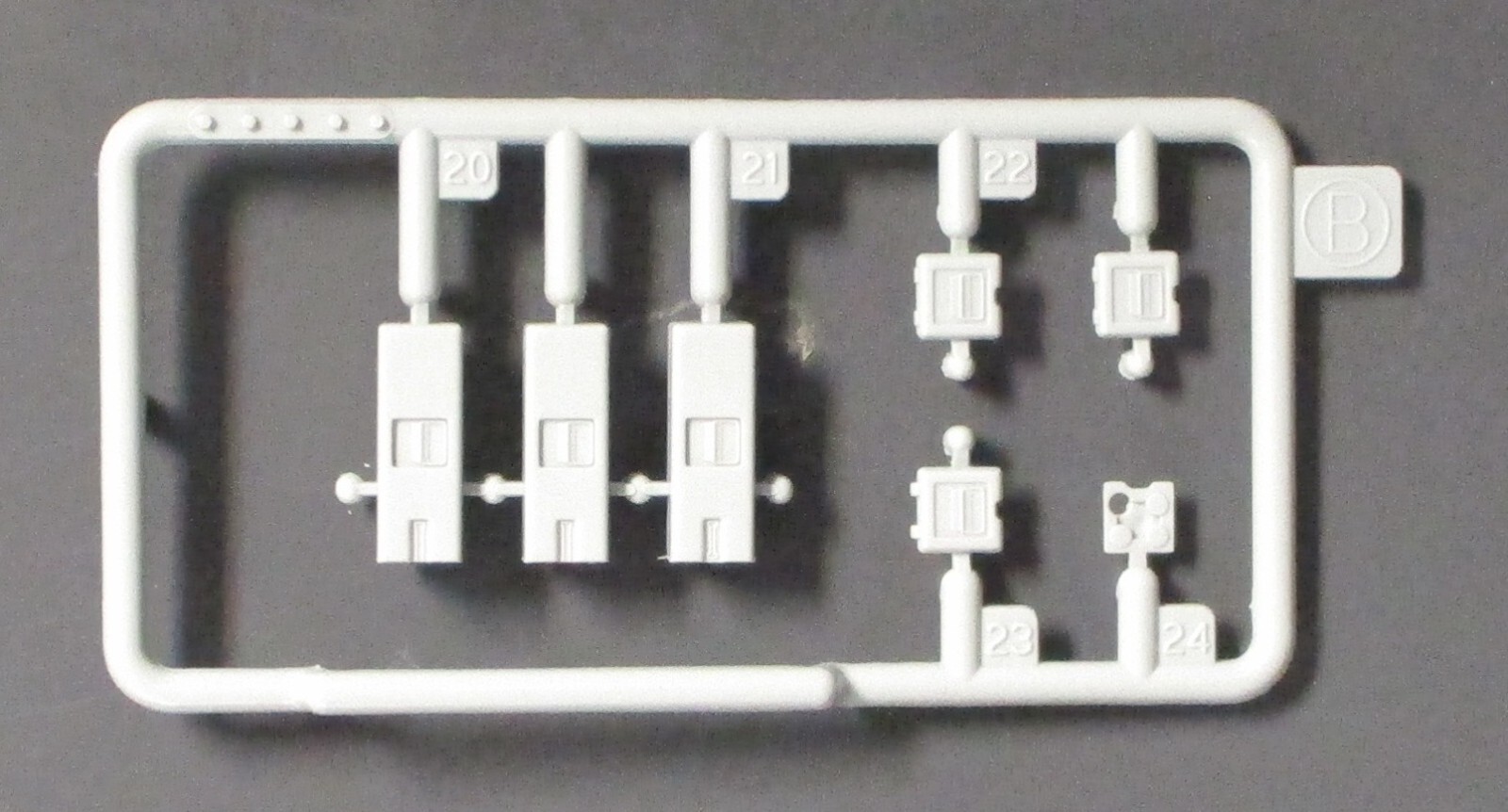 1:35 Dragon 6939 Sd.Kfz.10 Ausf.A + 10.5cm le.FH.18/40