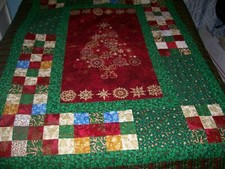 CHRISTMAS QUILT