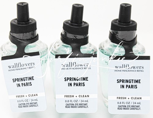Bath & Body Works Springtime in Paris Wallflower Plug In Bombilla Repuesto 3 piezas Azul - Imagen 2 de 2