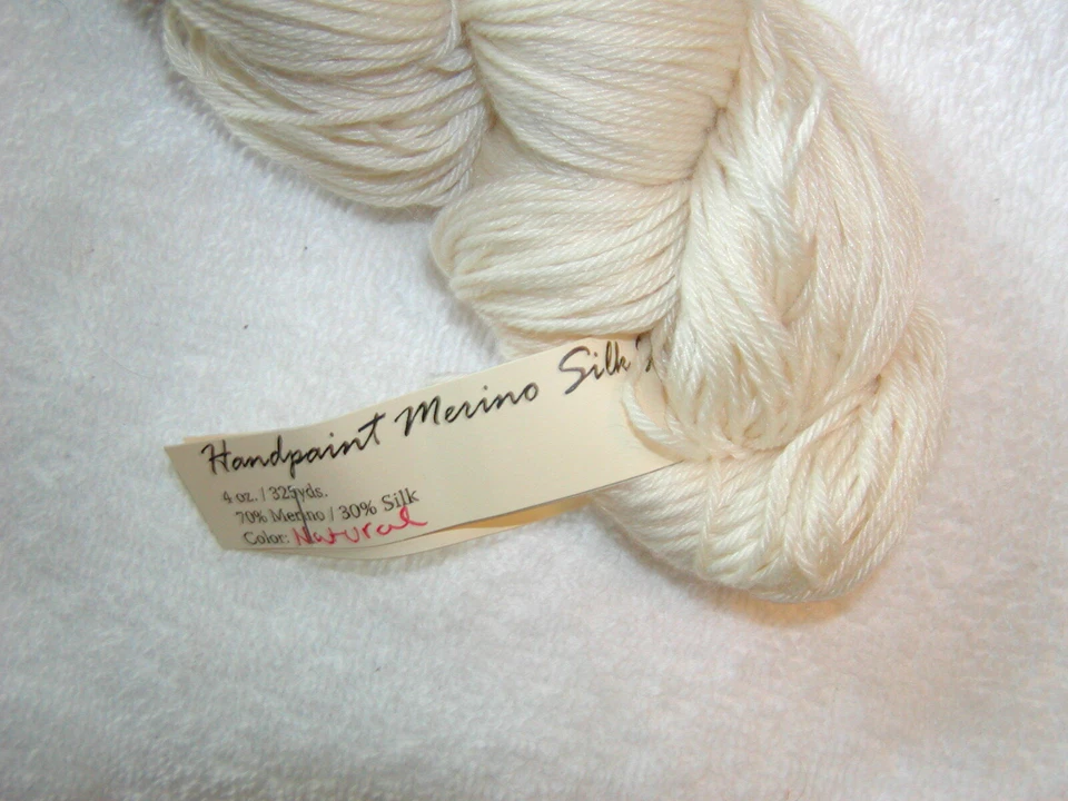 .CHERRY TREE HILL - Seda Merino - 70% Merino/30% Seda DK. 325 yd. NATURAL Foto 3 de 3