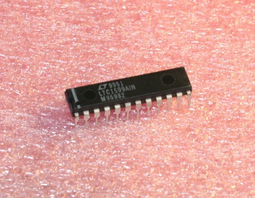 LTC1599 16-Bit Low Glitch Multiplying DAC 4-quadrant multiply. LTC1599AIN  - Picture 1 of 3
