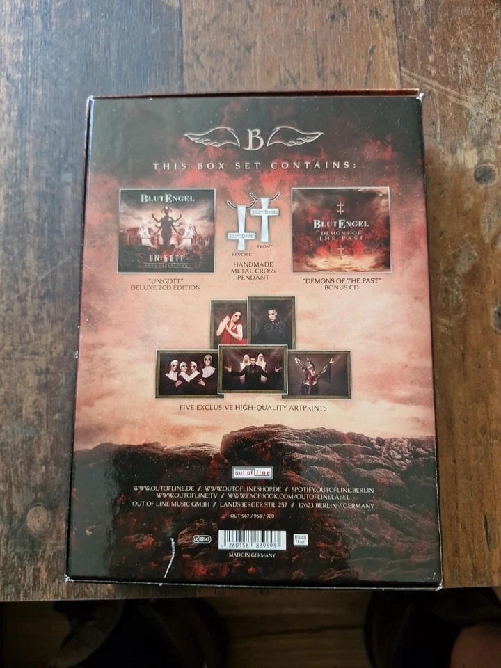 Un:Gott (Limitierte Box) von Blutengel | CD | Zustand sehr gut - Bild 2 von 4