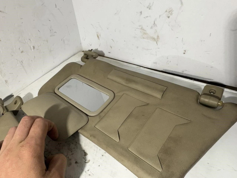 Juego de parasol Subaru Forester 1998 2002 color marrón diestro LH conjunto OEM pase de conductor Foto 4 de 4