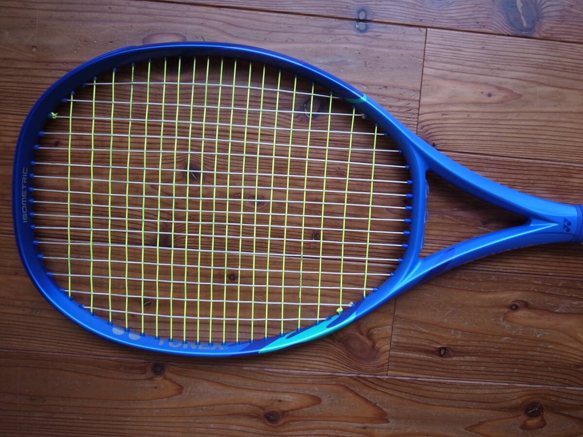 Yonex EZONE 100 2025 G2 Tennis Racket Used Scratch Blue