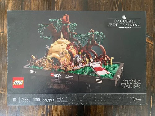LEGO Star Wars: Dagobah Jedi Training Diorama (75330) New Sealed in Box