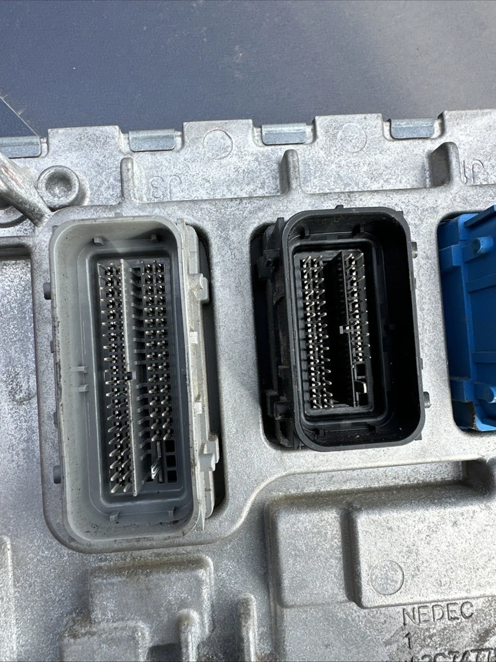 OEM 2017-2019 Chevrolet Malibu ECM ECU Engine Control Module Unit 12689129 - Изображение 4 из 4