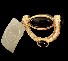 SPILLA CHRISTIAN DIOR "CABOCHON NERO E STRASS" TONO ORO NUOVA CON ETICHETTE - Couture