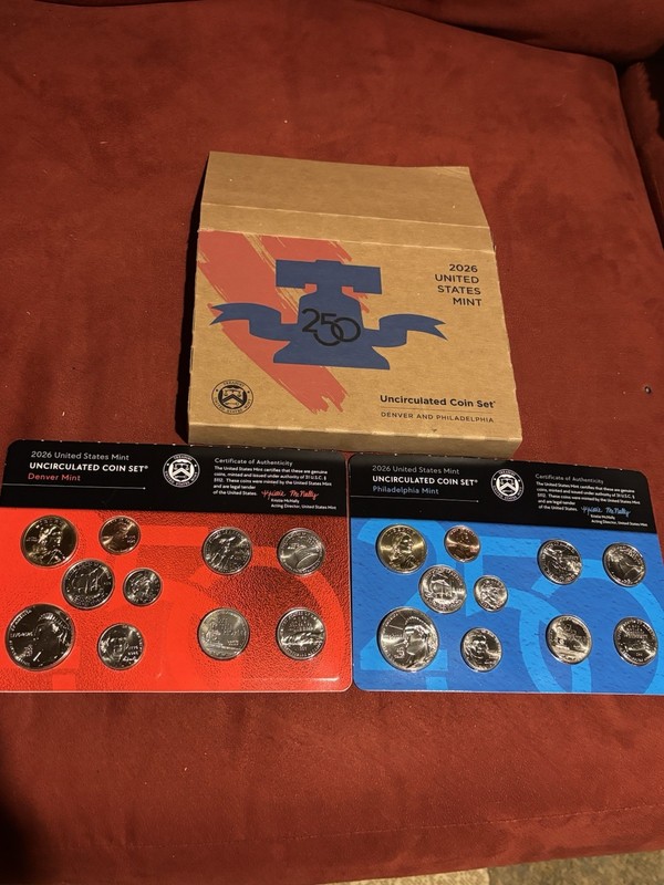 2026 U.S. Mint Uncirculated Coin Set P & D MINT SEALED / UNOPENED