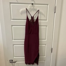 ASTR The Label Burgundy Lace Midi Bodycon Dress XS Sleeveless V Neck Strap