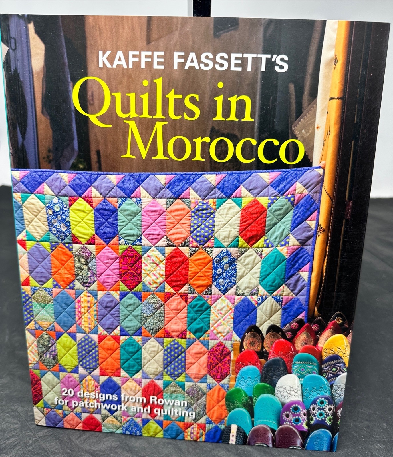 Kaffe Fassett's Quilts in Morocco: 20 Designs for Patchwork and Quilting