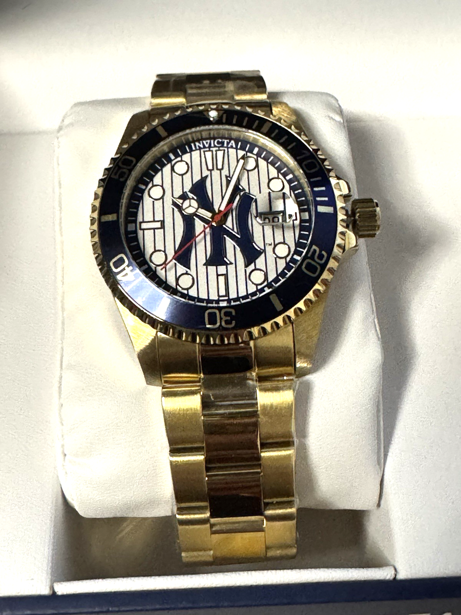 Invicta ニューヨーク・ヤンキース 腕時計　自動巻き Invicta MLB Men's Watches (Mod: 42994) | Invicta Watches