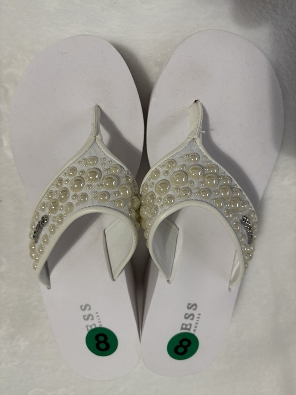 GUESS White Thong Sandals Beaded Slip On Lightweight Women's Size 8