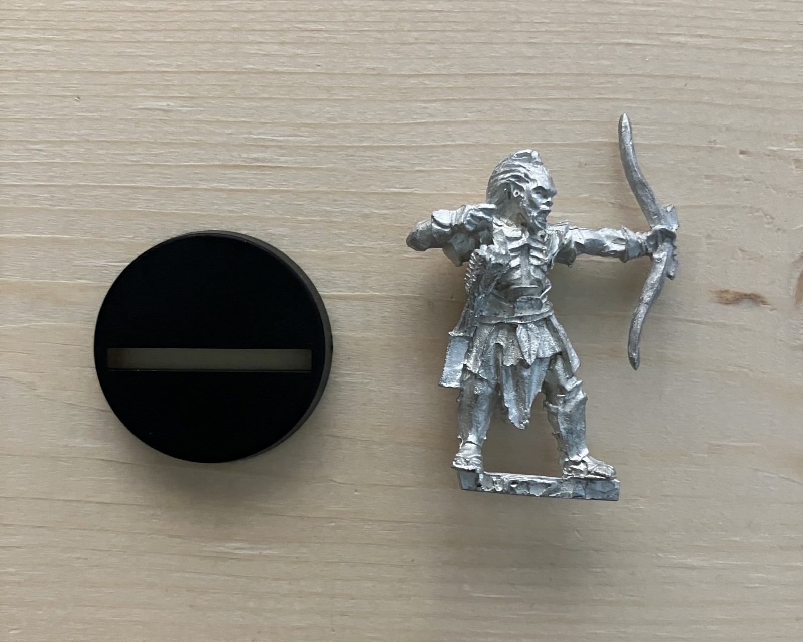 LOTR Lord of the Rings MESBG GW Lurtz with Bow